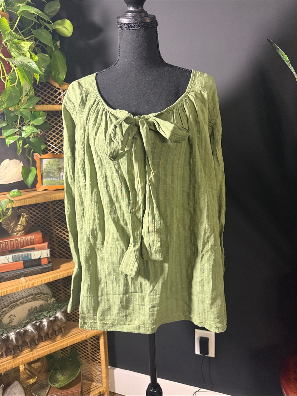 Light Green Tie-Neck Women's Blouse